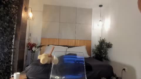 jacobdraven online show from June 14, 4:47 am