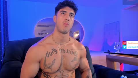 Snapshot of jacobfitness chatting on February 18, 3:53 am JACOB online show from February 18, 3:53 am