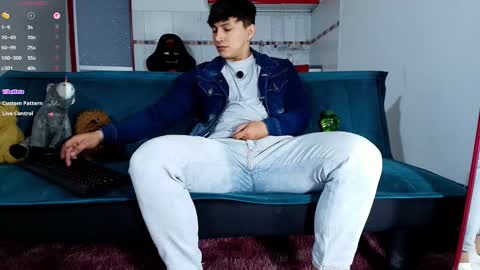 jacobo online show from February 6, 11:40 am