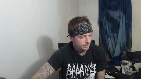 showingitoff online show from September 12, 3:28 am