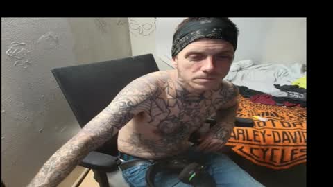 showingitoff online show from March 4, 5:25 am