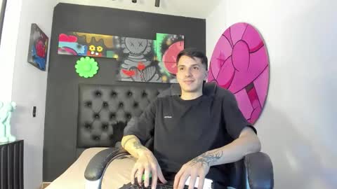 JAKE BOO online show from October 31, 4:03 am