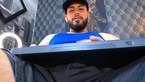 JakeSkye online show from March 4, 4:25 pm