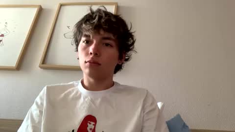 Snapshot of jalogan chatting on January 14, 8:41 am August online show from January 14, 8:41 am