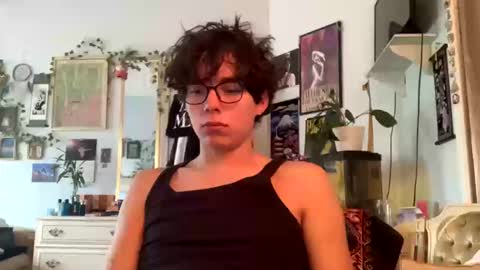 Snapshot of jalogan chatting on October 13, 1:17 pm August online show from October 13, 1:17 pm