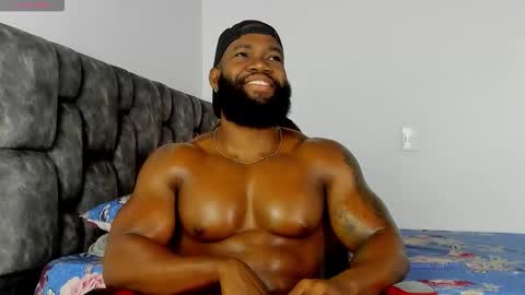 Snapshot of james_bbcmuscle chatting on September 10, 12:37 pm James BBC online show from September 10, 12:37 pm