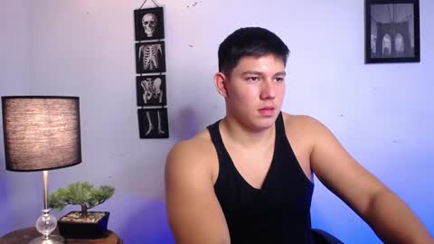 james_cr online show from November 8, 2:26 am