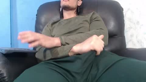 james_morrisonm online show from February 26, 7:37 pm