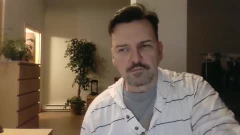 James2025 online show from March 9, 1:56 am