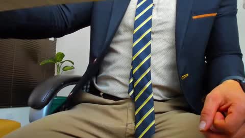 James online show from September 24, 6:39 pm