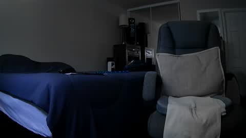 James Bondage online show from January 4, 6:19 pm