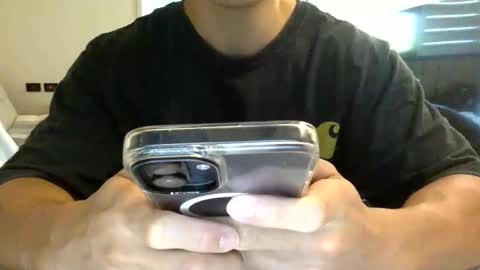 Snapshot of jamesmo820913 chatting on October 6, 2:05 am jamesmo820913 online show from October 6, 2:05 am