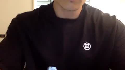 Snapshot of jamesmo820913 chatting on March 11, 4:32 am jamesmo820913 online show from March 11, 4:32 am