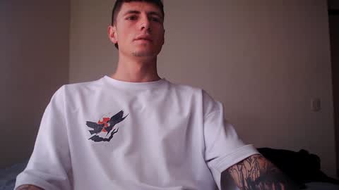 jamesss____ online show from December 14, 6:09 pm