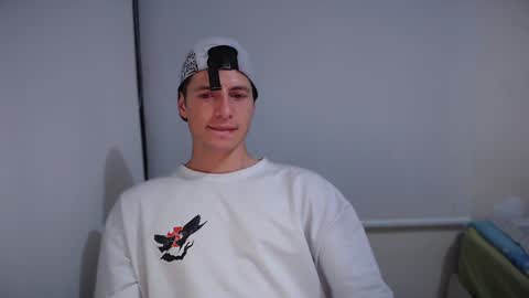 jamesss____ online show from January 14, 3:01 am