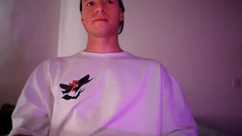 jamesss____ online show from December 19, 4:02 pm