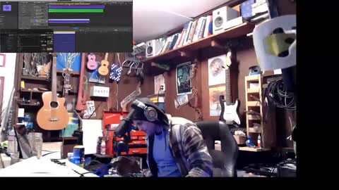 Snapshot of jameswebbscope chatting on March 6, 9:36 am Jameswebbscope online show from March 6, 9:36 am