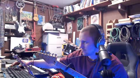 Snapshot of jameswebbscope chatting on January 9, 5:13 am Jameswebbscope online show from January 9, 5:13 am