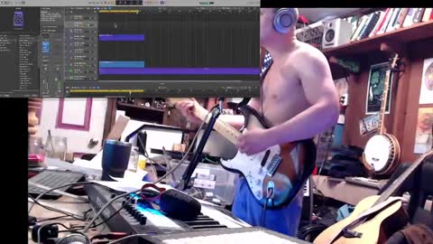Snapshot of jameswebbscope chatting on February 10, 5:52 pm Jameswebbscope online show from February 10, 5:52 pm