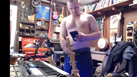 Snapshot of jameswebbscope chatting on February 5, 11:02 am Jameswebbscope online show from February 5, 11:02 am