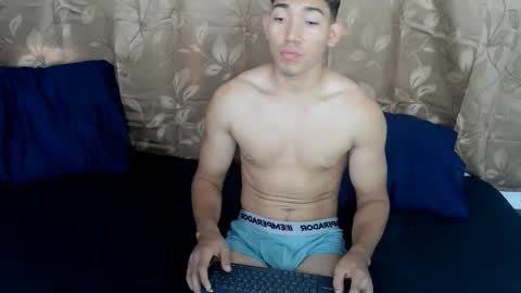 Jamithindependent model online show from March 6, 2:36 pm