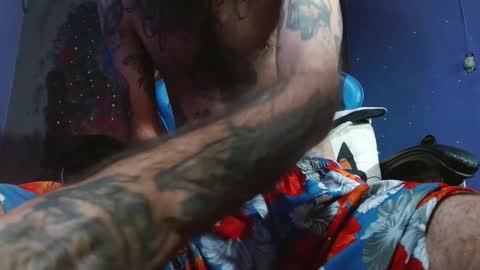 Jammes. online show from January 6, 6:10 pm