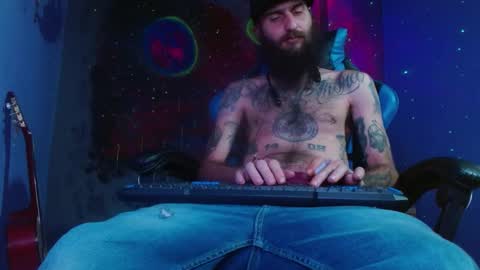 Jammes. online show from February 27, 7:04 pm