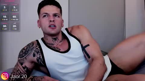 Jaor Owens online show from October 16, 1:46 am