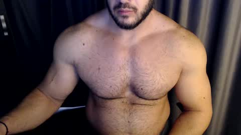 Snapshot of jasphermscl chatting on January 15, 11:43 am JaspherMscl online show from January 15, 11:43 am