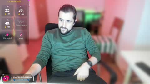 javierduro24 online show from December 6, 1:00 pm