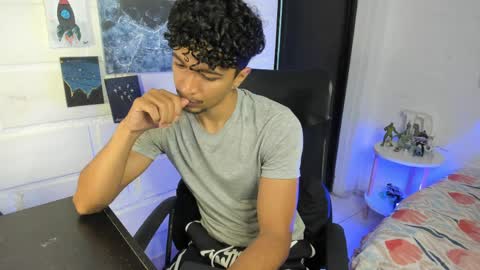 Jay online show from April 6, 7:25 pm