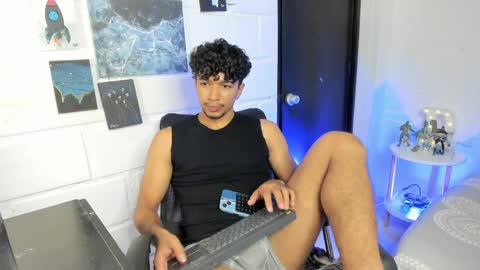 Jay online show from April 8, 9:23 pm