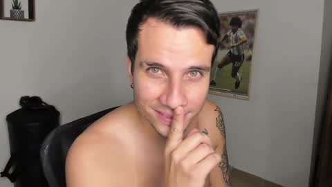 Jay Alvarrez online show from January 30, 10:20 pm