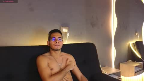 Jay online show from November 20, 11:20 am