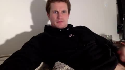 jaycup1989 online show from December 14, 8:02 am