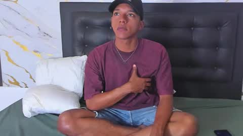 jaydenjhonson online show from November 9, 1:04 pm