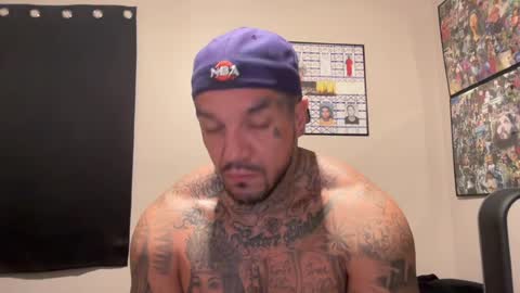jayjaythebutcher23 online show from August 8, 8:16 pm