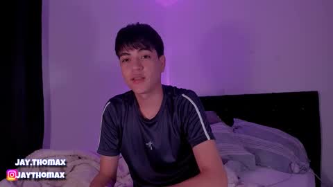 jaythomax online show from December 23, 8:55 am