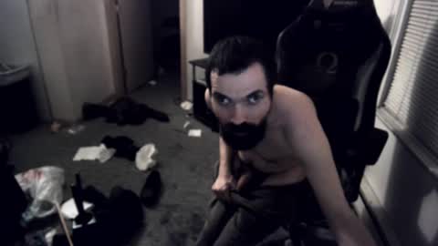 jburns87 online show from December 18, 9:36 am