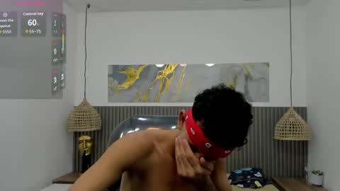 jdwhite18 online show from April 17, 7:55 am