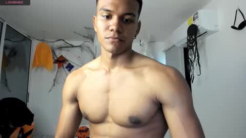 jeanfran_ferrer online show from October 17, 7:29 pm