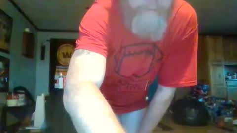 jearnold44 online show from March 4, 10:39 pm