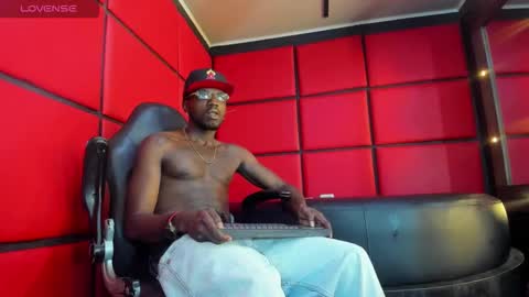 ---  Jeff --- online show from February 12, 4:51 am