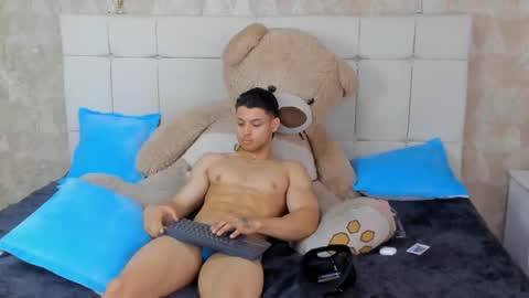 Snapshot of jeicob_gagnon chatting on February 11, 1:09 pm jeicob gagnon online show from February 11, 1:09 pm