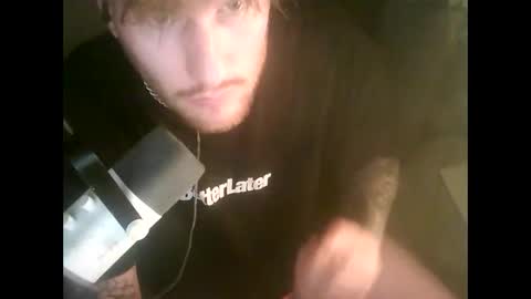 jemoeder542283 online show from April 7, 9:26 pm