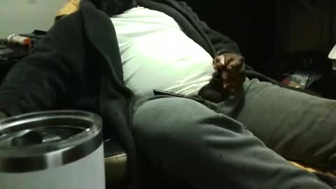 jeremiah0827 online show from April 8, 12:00 am