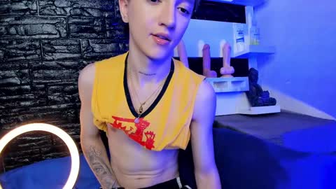 jero independent model online show from February 21, 5:24 am