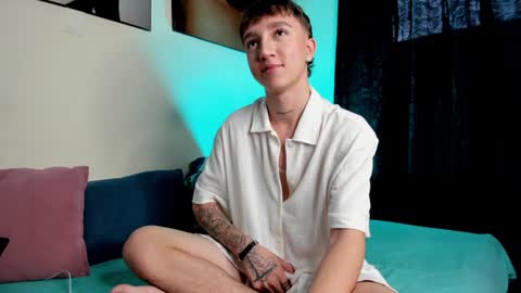 jero independent model online show from December 27, 6:53 pm