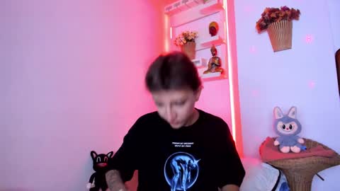 jero independent model online show from October 27, 4:37 am