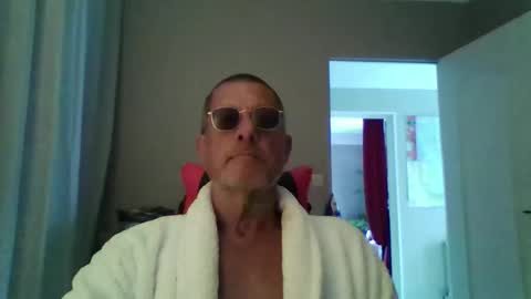 Snapshot of jerflor chatting on October 19, 1:58 pm jerflor online show from October 19, 1:58 pm